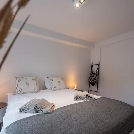 Stylish 2-bedroom With Private Garage * Knokke-Heist